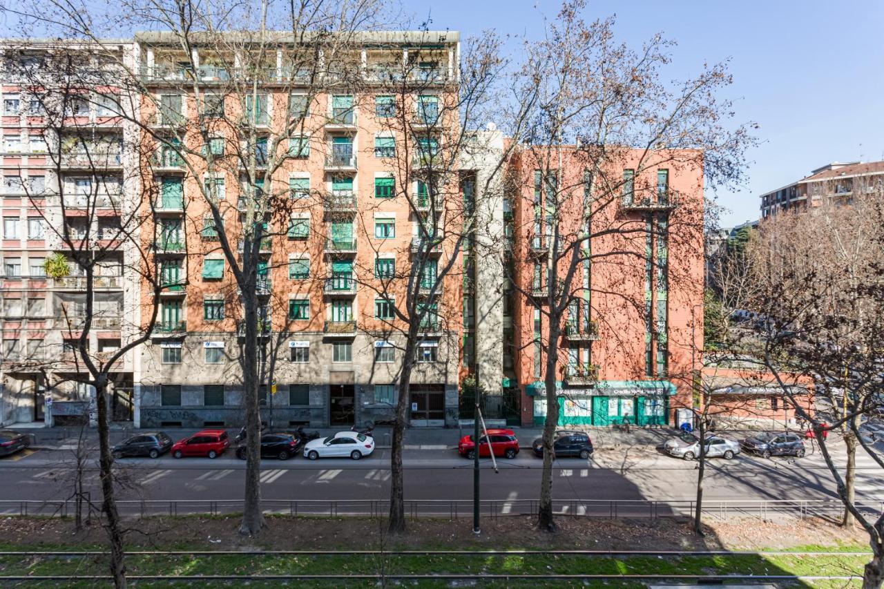 Milan City Vibes Cenisio Stay Milão Exterior foto